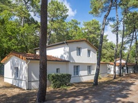 Club Azureva Longeville-sur-mer 2* en demi-pension