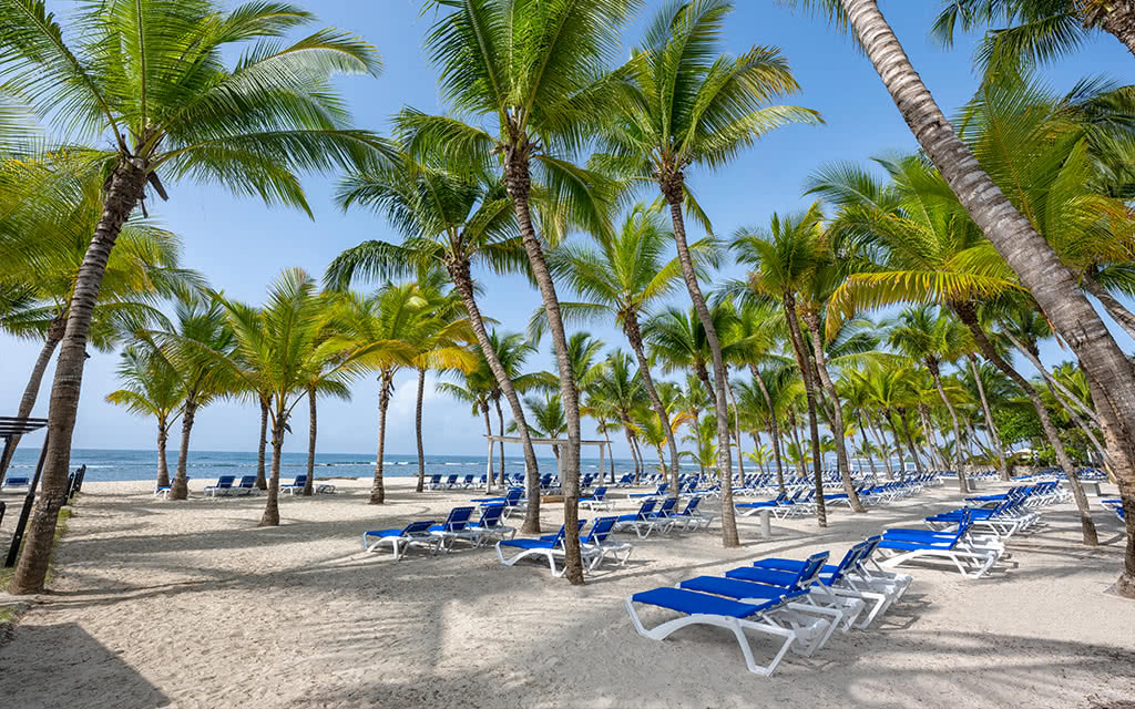 Coral Costa Caribe Beach Resort ***