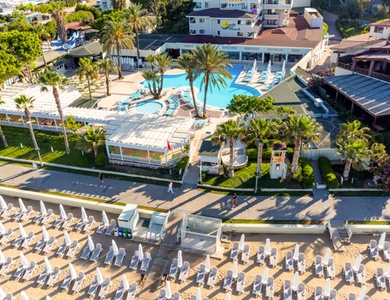 Hôtel Sandy Beach Hotel 4*