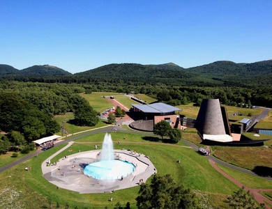 Séjour découverte en Auvergne avec entrées au parc Vulcania (27 minutes en voiture) - 4*