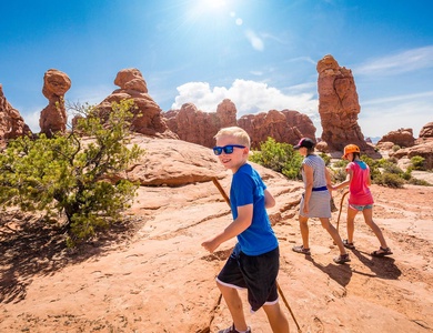 Autotour Family West - Eclaireur - STD - 12J/10N