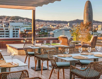 Détendez-vous et régalez-vous à Barcelone 4*