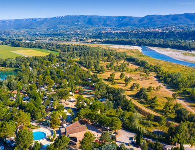 Camping Domaine des Iscles, 3*