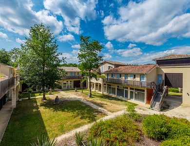 Résidence Vacancéole Le Domaine du Golf d'Albret & Resort 3*