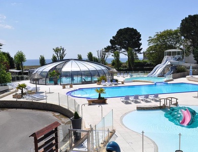 Camping Le Raguènes Plage, 4*