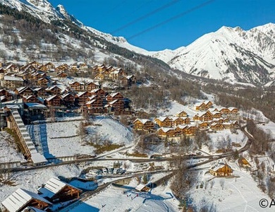 Vaujany - Les Epinettes - Formule Remontées mécaniques et matériel de ski