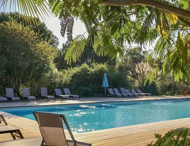 Escapade au vert dans un somptueux Cottage avec accès à la piscine - 4*