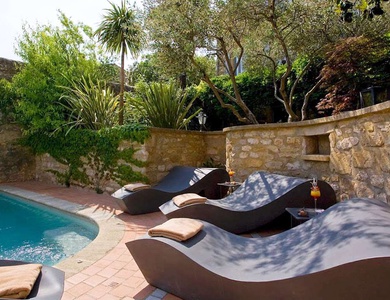 Détente absolue avec accès au hammam, massage et séjour en chambre supérieure - 4*