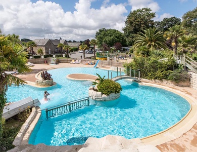 Camping Domaine de La Ville Huchet, 4*