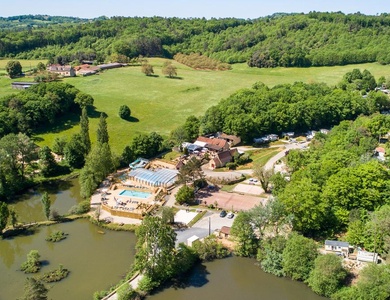 Camping Le Val d'Ussel, 4*