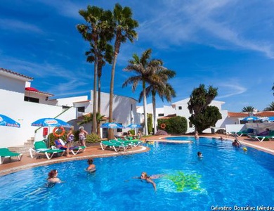Hôtel Puerto Caleta 2*