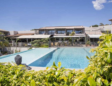 Hôtel Le Roi Théodore Restaurant & Spa 4*