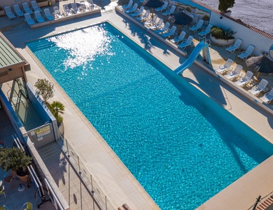 Camping Abri de Camargue 4*