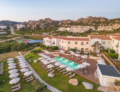 Mangia's Santa Teresa Sardinia, curio Collection by Hilton 5*(nl)