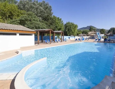 Camping Paradis du Viaduc, 4*