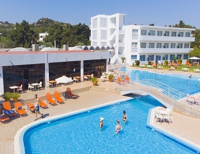 Hôtel Evi Hôtel 3*