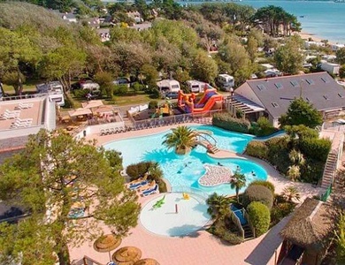 Camping Les Iles, 5*