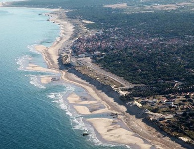 Camping Municipal Les Genêts, 3*
