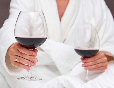 Séjour à Cannes avec vin, ambiance romantique et spa - 4*