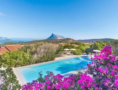 Residence Hotel Lu Nibareddu 3*