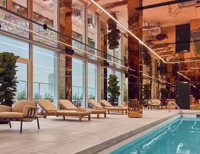 Nuits 5* et Accès à la Piscine du Rooftop Panoramique en Plein Bruxelles - 4*