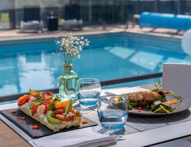 Escapade romantique avec dîner et piscine près de Nantes - 4*