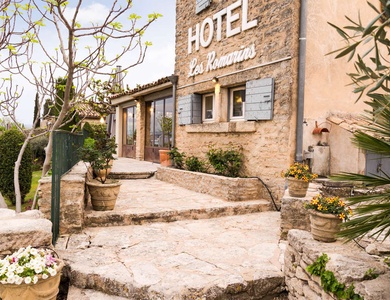 Week-end dans une bastide de charme à Gordes - 3*
