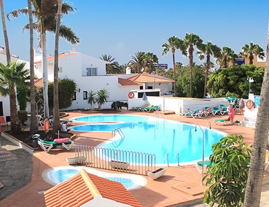 Aparthotel Puerto Caleta 2*