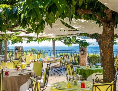 Week-end avec dîner en chambre prestige dans le Var - 4*