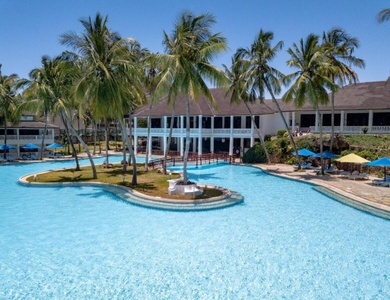 Jet Tours Signature Pridelnn Flamingo Beach Resort & Spa 4* - Safaris en option