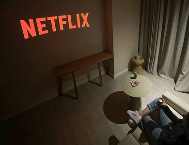 Soirée cinéma avec projecteur et snack en chambre, à marseille - 3*