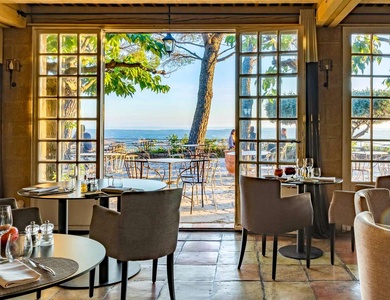 Week-end avec dîner dans un hôtel de charme à Salon-de-Provence - 4*