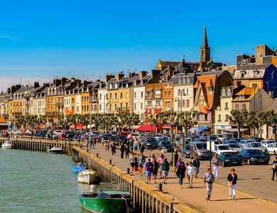 Détente face à la mer à Trouville en Normandie, accès piscine chauffée - 4*