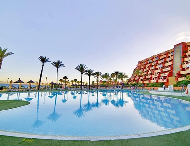 Hôtel ÔClub Experience Holiday World Village 4*