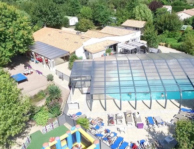 Camping Les Charmes 4*