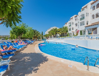 Aparthôtel Holiday Center 3*