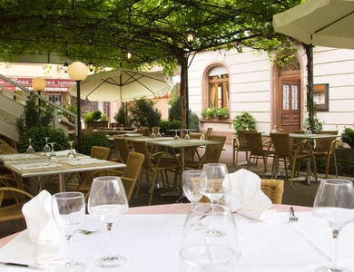 Parenthèse gourmande avec dégustation de vin dans un 4* en Alsace - 4*