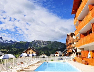 Résidence Le Relais des Pistes 2*