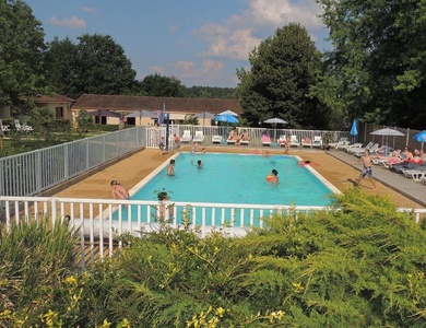 Flower Camping les Nauves, 3*