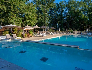 Camping Le Pech Charmant - Dordogne, 4*