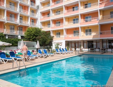 Hôtel Calma 3*