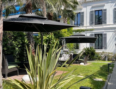 Escapade de charme avec champagne en plein centre de Cannes - 3*