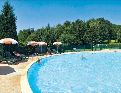 VVF Cantal Salers Vendes 3*