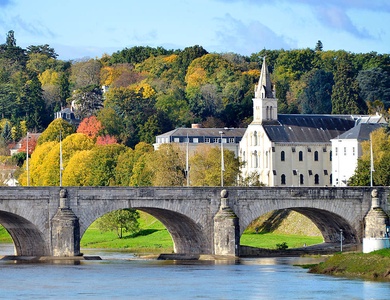 Nuit de repos et petit-déjeuner pour deux près de Tours - 4*
