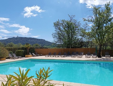 Camping Domaine des Chênes Blancs Pausado, 3*
