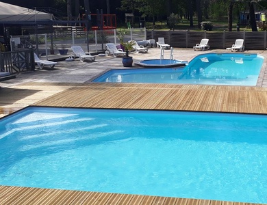 Camping Vert Bord D'eau, 3*