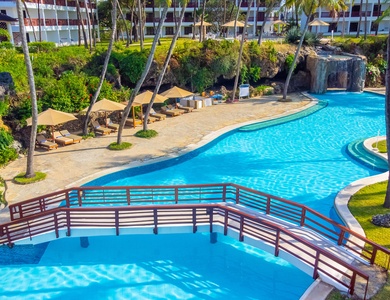 Jet Tours Signature Pridelnn Flamingo Beach Resort & Spa 4* - safaris en option