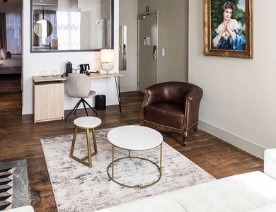 Romance et luxe dans une suite avec bain et Cava près de Liège - 3*