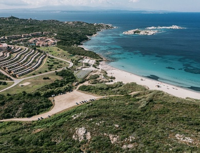 Mangia's Sardinia Resort 4*