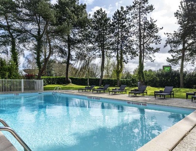 Séjour en famille ou entre amis avec dîner à Lisieux - 3*